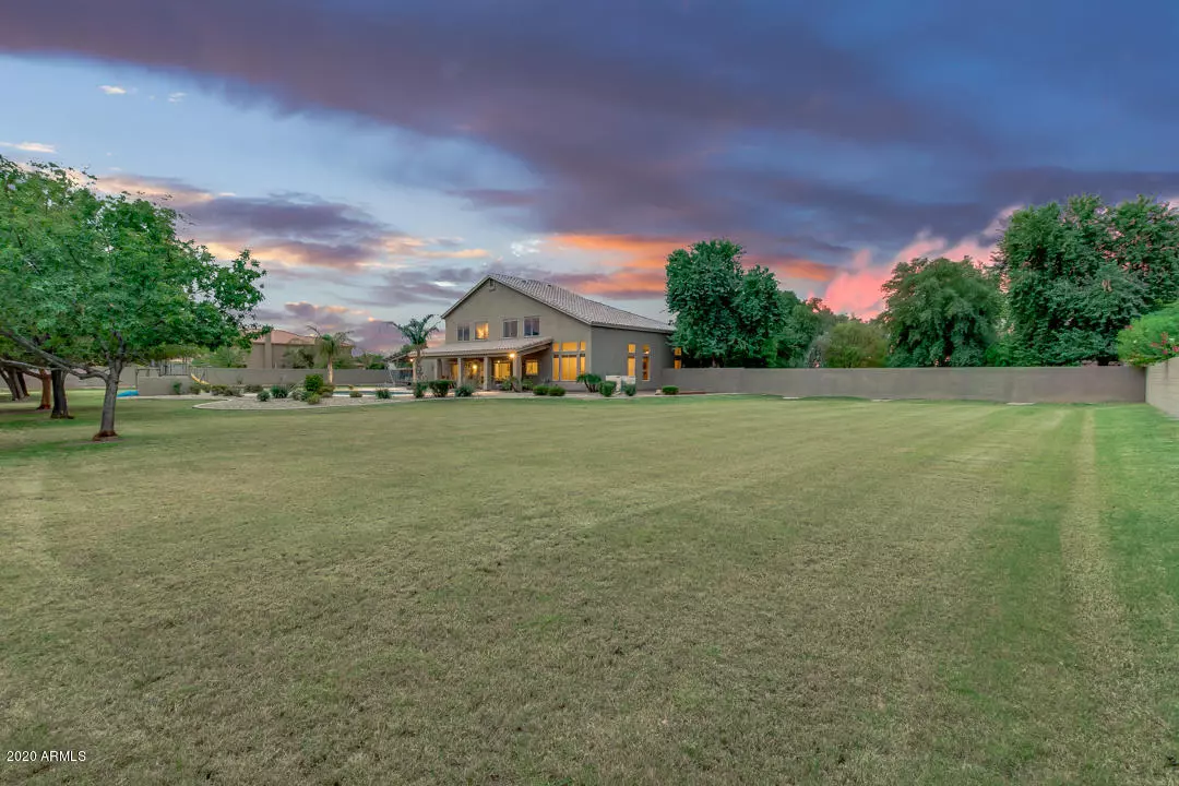 Gilbert, AZ 85296,241 S EQUESTRIAN Court