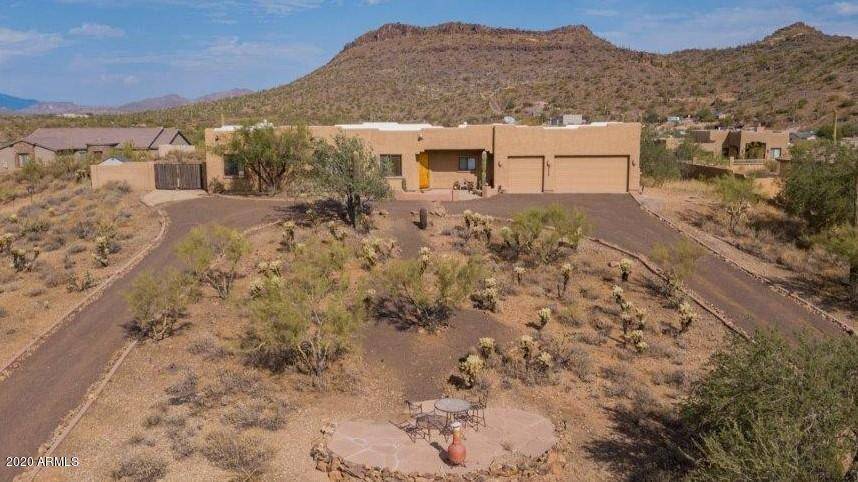 42422 N 7TH Street, Phoenix, AZ 85086