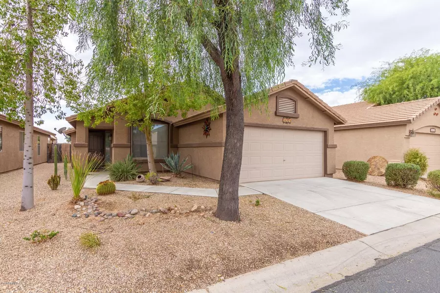 31231 N CLARIDGE Circle, San Tan Valley, AZ 85143