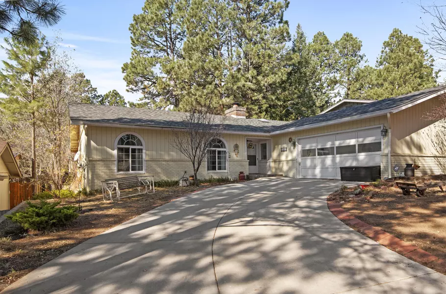 3485 NE Rainier Loop, Flagstaff, AZ 86004