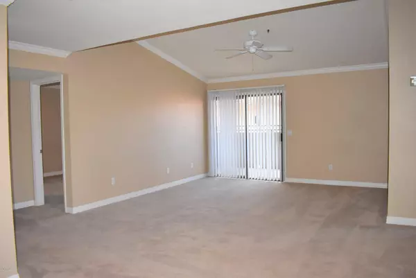 Phoenix, AZ 85016,2025 E CAMPBELL Avenue #303