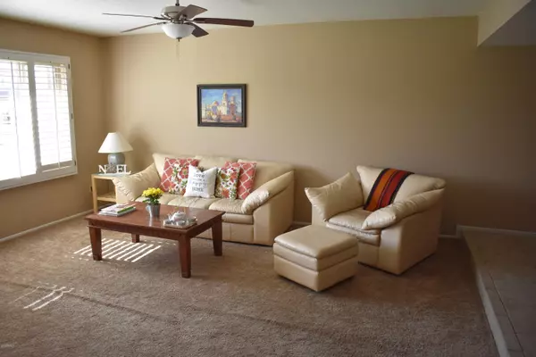 Phoenix, AZ 85032,4446 E GRANDVIEW Road