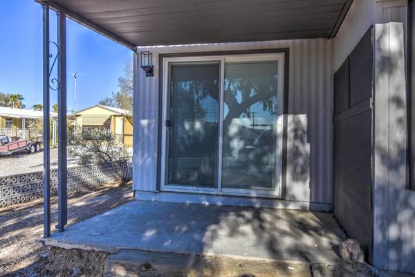 Apache Junction, AZ 85119,1544 E 19th Avenue