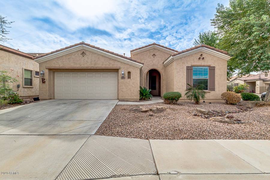 4041 E DONATO Drive, Gilbert, AZ 85297