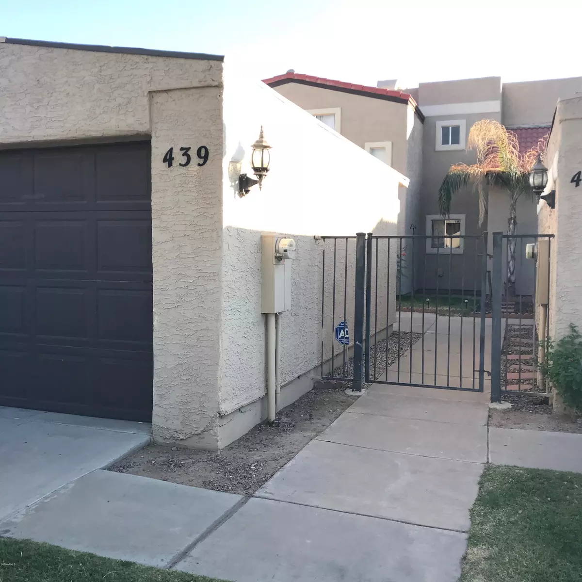 Phoenix, AZ 85040,439 E PECAN Road