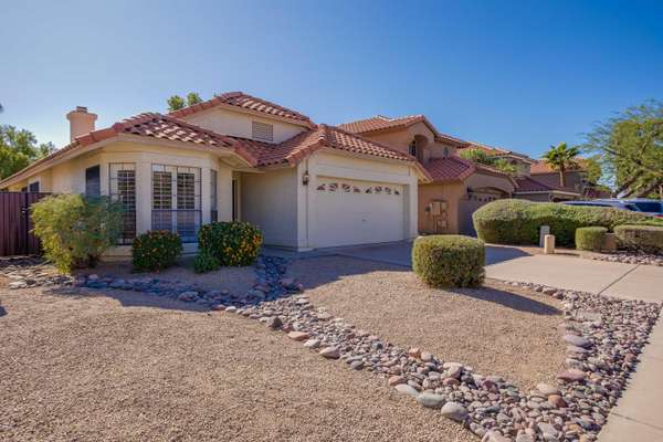 Scottsdale, AZ 85260,8853 E CHARTER OAK Drive