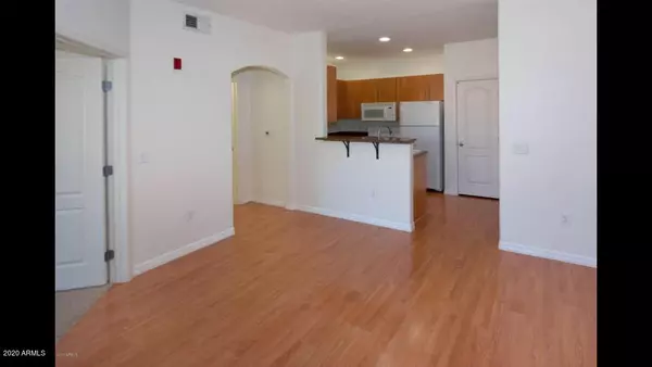 Phoenix, AZ 85054,6900 E Princess Drive #2197