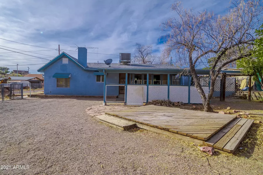 458 N Madison Street, Wickenburg, AZ 85390