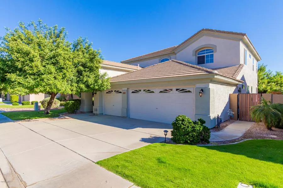 3741 S BARBERRY Place, Chandler, AZ 85248