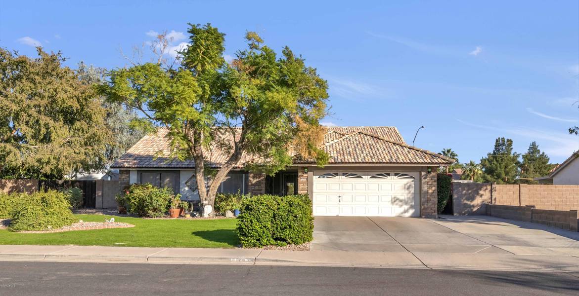 2453 N WINTHROP --, Mesa, AZ 85213