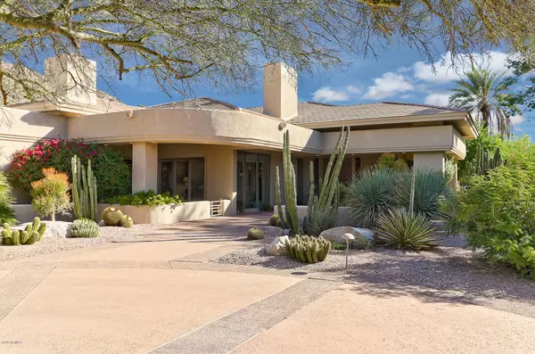 6030 E JOSHUA TREE Lane, Paradise Valley, AZ 85253