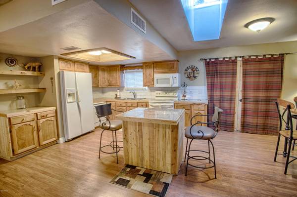 Pinetop, AZ 85935,2557 E ROYENE Drive