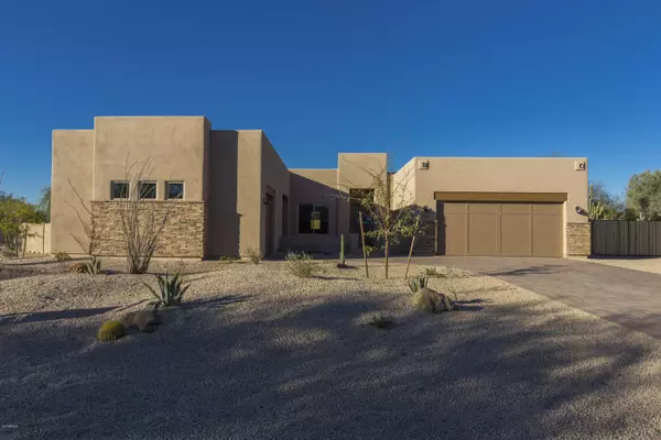 8721 N 193RD Drive, Waddell, AZ 85355