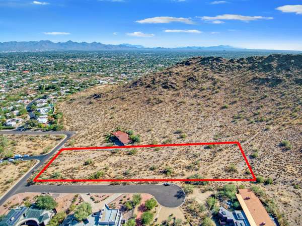 Phoenix, AZ 85028,43 E Fanfol Drive #-