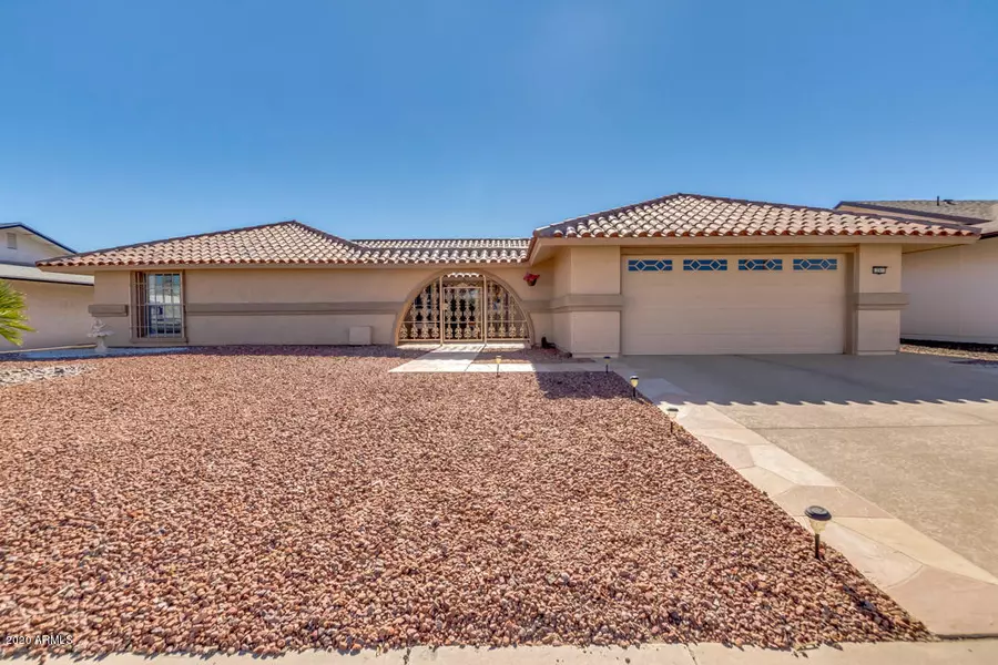 12915 W FLAGSTONE Drive, Sun City West, AZ 85375