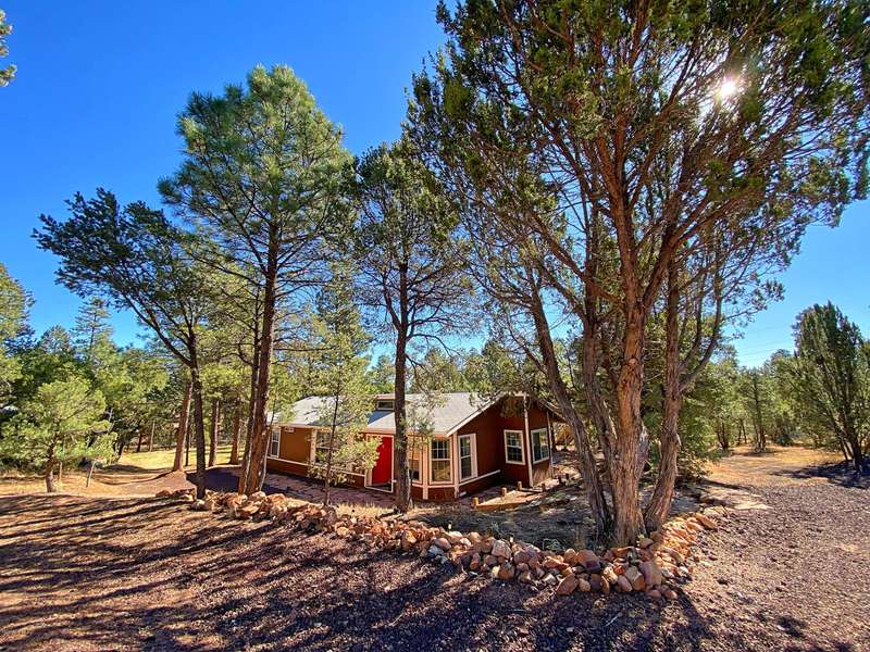 3009 ASPEN Road, Overgaard, AZ 85933