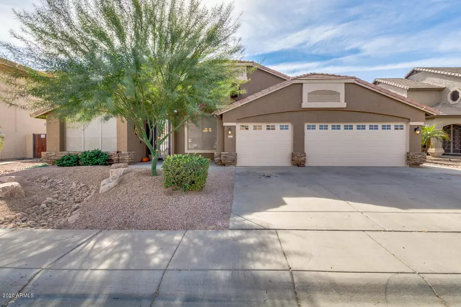 1015 E CONSTITUTION Drive, Gilbert, AZ 85296