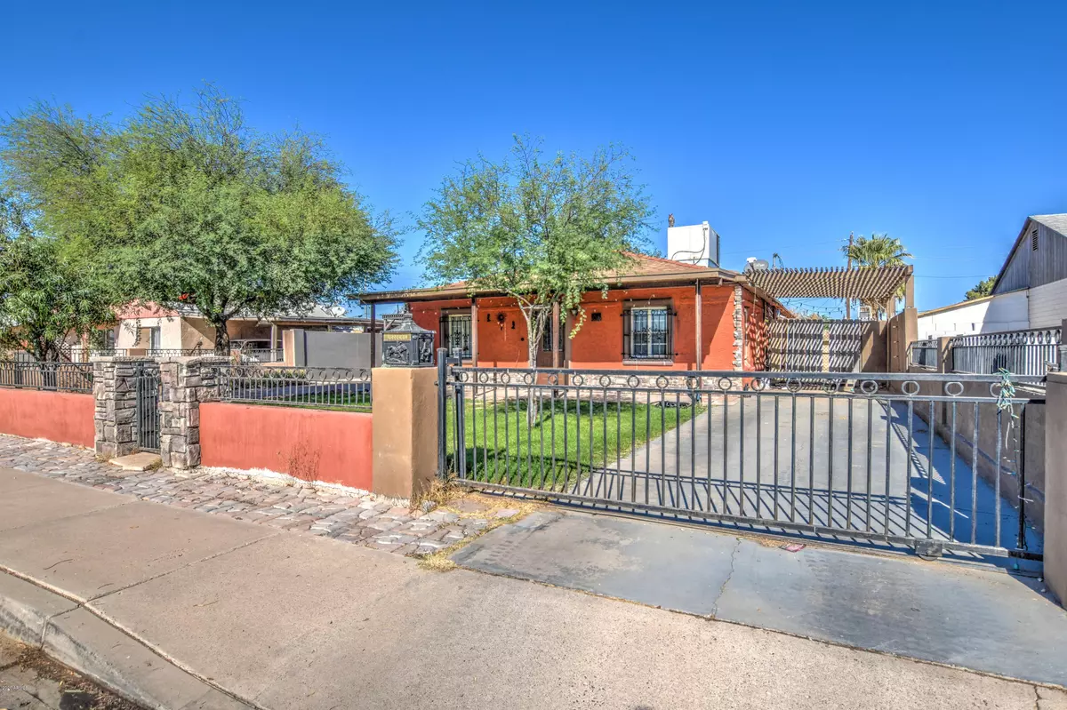 Phoenix, AZ 85009,2506 W JEFFERSON Street