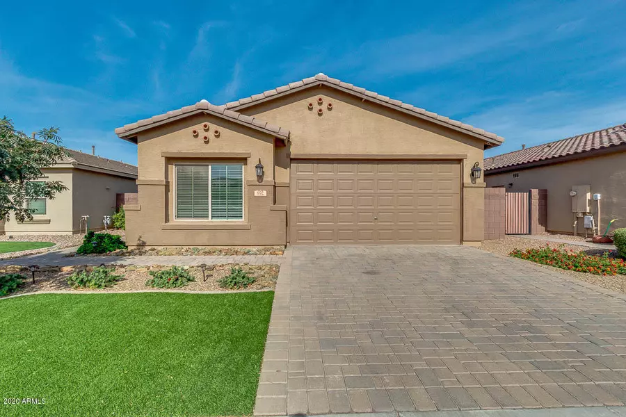 892 W BANYAN Avenue, San Tan Valley, AZ 85140