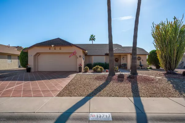 13717 W WHITE WOOD Drive, Sun City West, AZ 85375