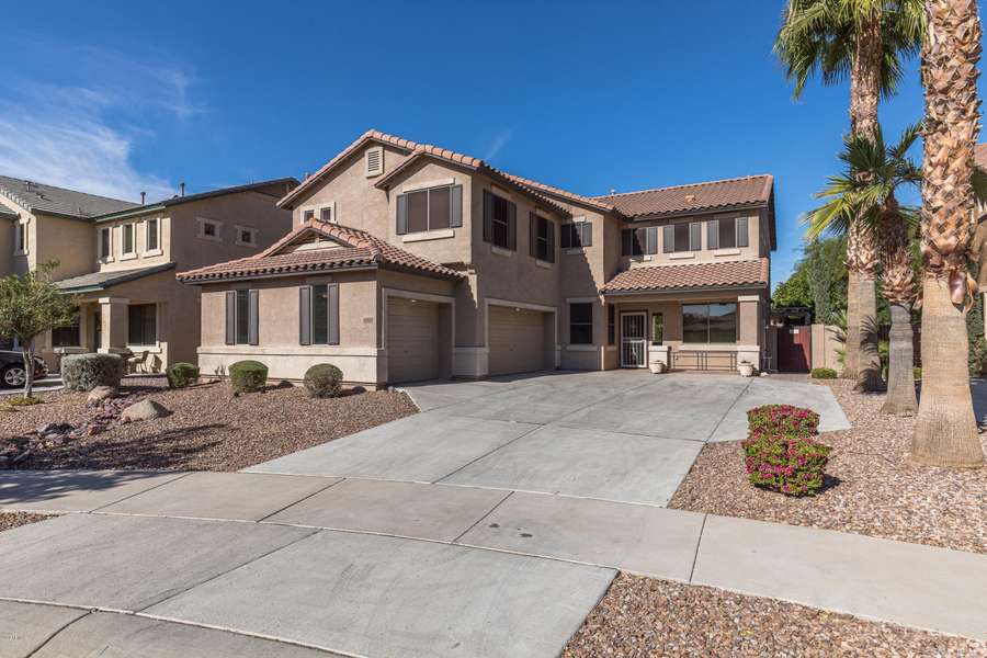 13522 W BANFF Lane, Surprise, AZ 85379