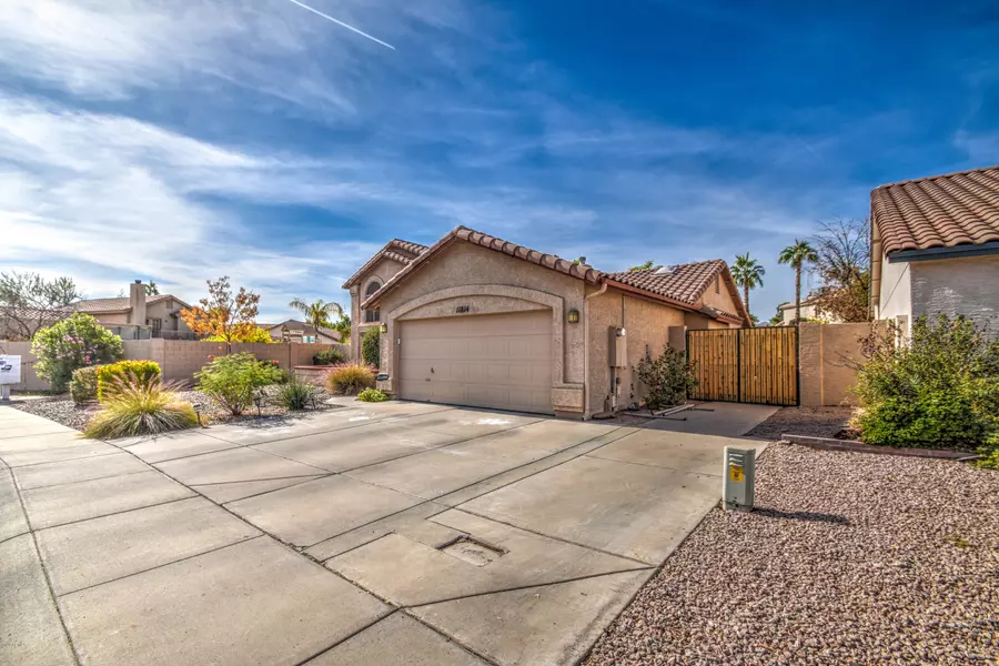 11814 S 46TH Street, Phoenix, AZ 85044