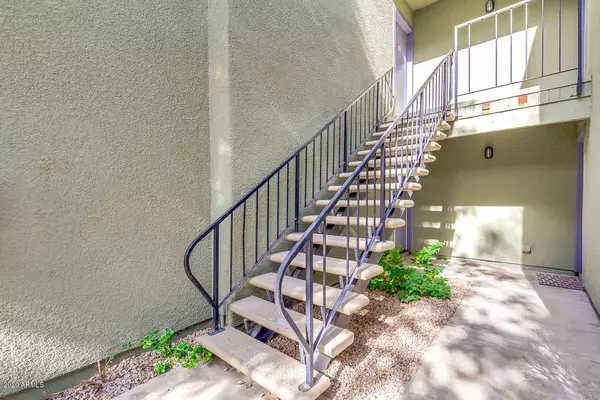 Phoenix, AZ 85013,740 W ELM Street #113