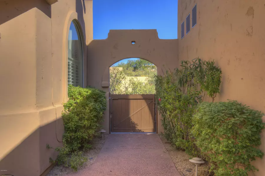 38065 N CAVE CREEK Road #40, Cave Creek, AZ 85331