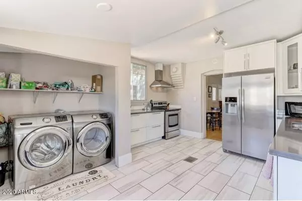 Phoenix, AZ 85007,1526 W MONROE Street
