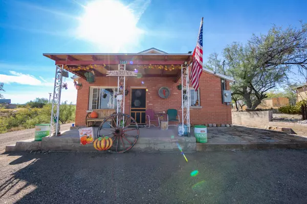 1017 E SAFFORD Street, Tombstone, AZ 85638