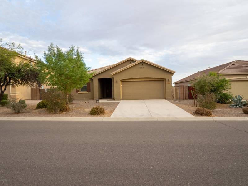 1053 W STEPHANIE Lane, San Tan Valley, AZ 85143