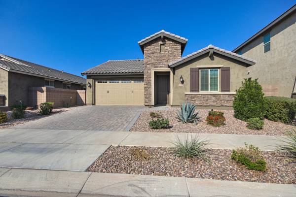 Queen Creek, AZ 85142,20468 E ARROWHEAD Trail