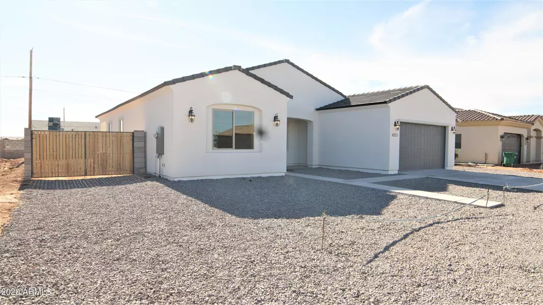 5731 E SHADOW Lane, San Tan Valley, AZ 85140