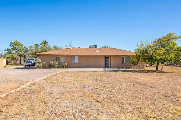 5133 S SANTA CLAUS Avenue, Sierra Vista, AZ 85650