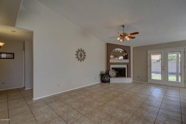 Gilbert, AZ 85233,556 W SAGEBRUSH Street