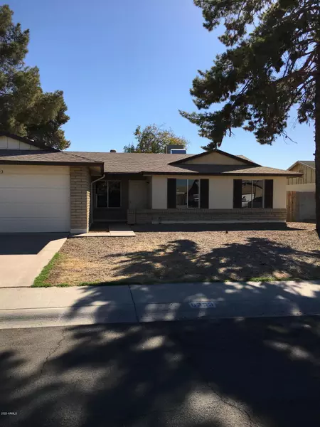 6353 W MISSION Lane, Glendale, AZ 85302