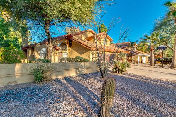 Scottsdale, AZ 85260,7678 E WINDROSE Drive