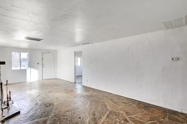 Phoenix, AZ 85020,10005 N 13TH Place