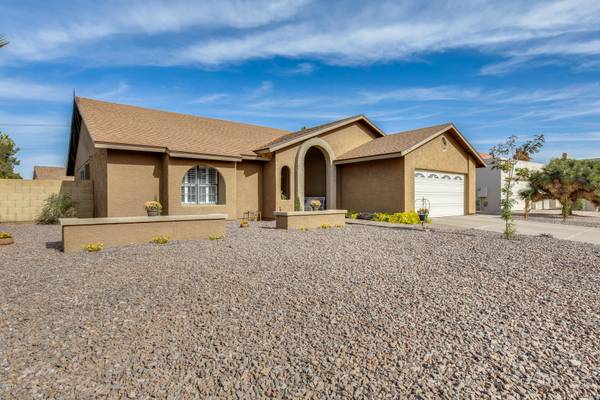 Chandler, AZ 85225,634 W SUMMIT Place