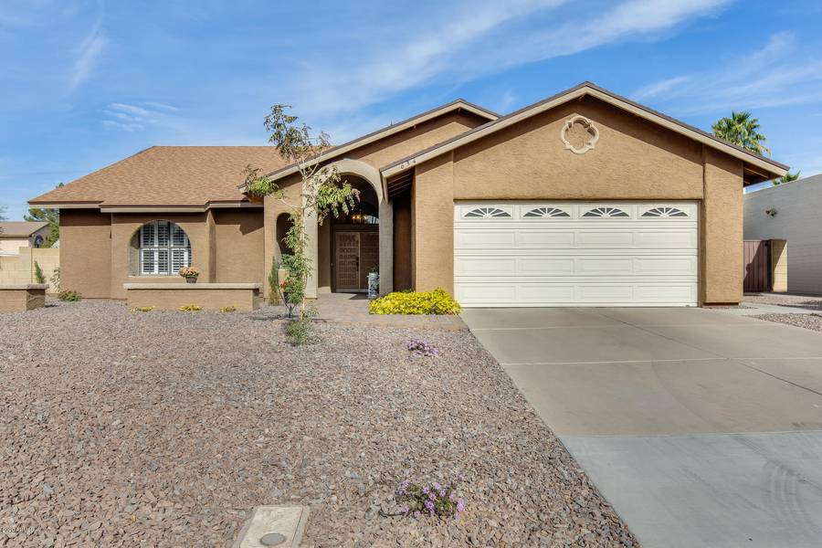 634 W SUMMIT Place, Chandler, AZ 85225