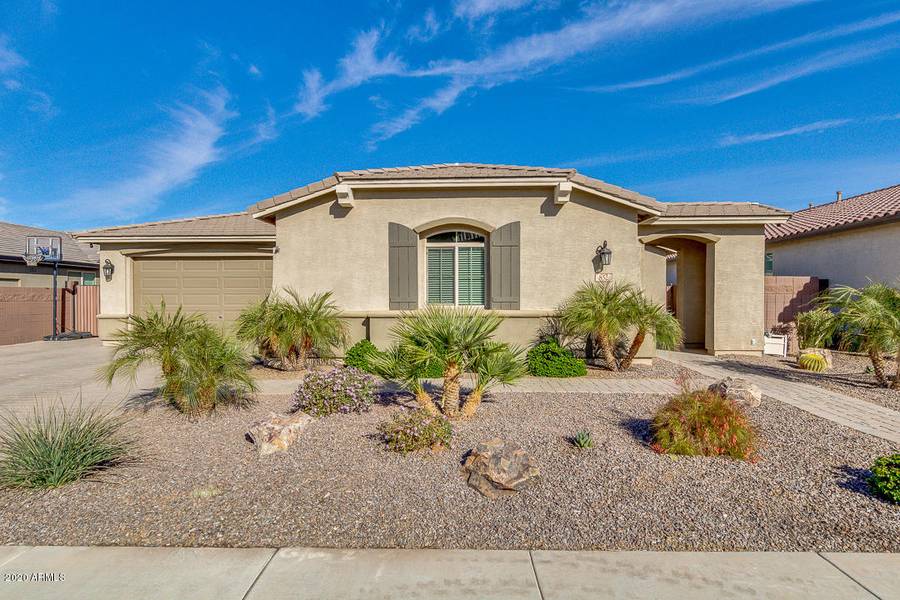 852 W COFFEE TREE Avenue, San Tan Valley, AZ 85140