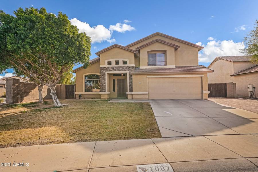 1087 E BART Street, Gilbert, AZ 85295