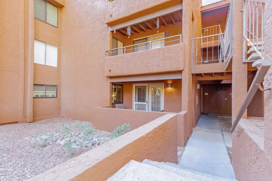 4704 E PARADISE VILLAGE Parkway #107, Phoenix, AZ 85032