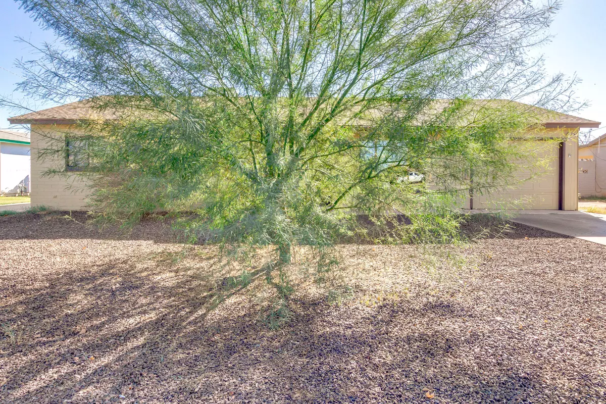 Chandler, AZ 85225,157 W LINDA Lane