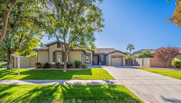 3137 E WASHINGTON Avenue, Gilbert, AZ 85234