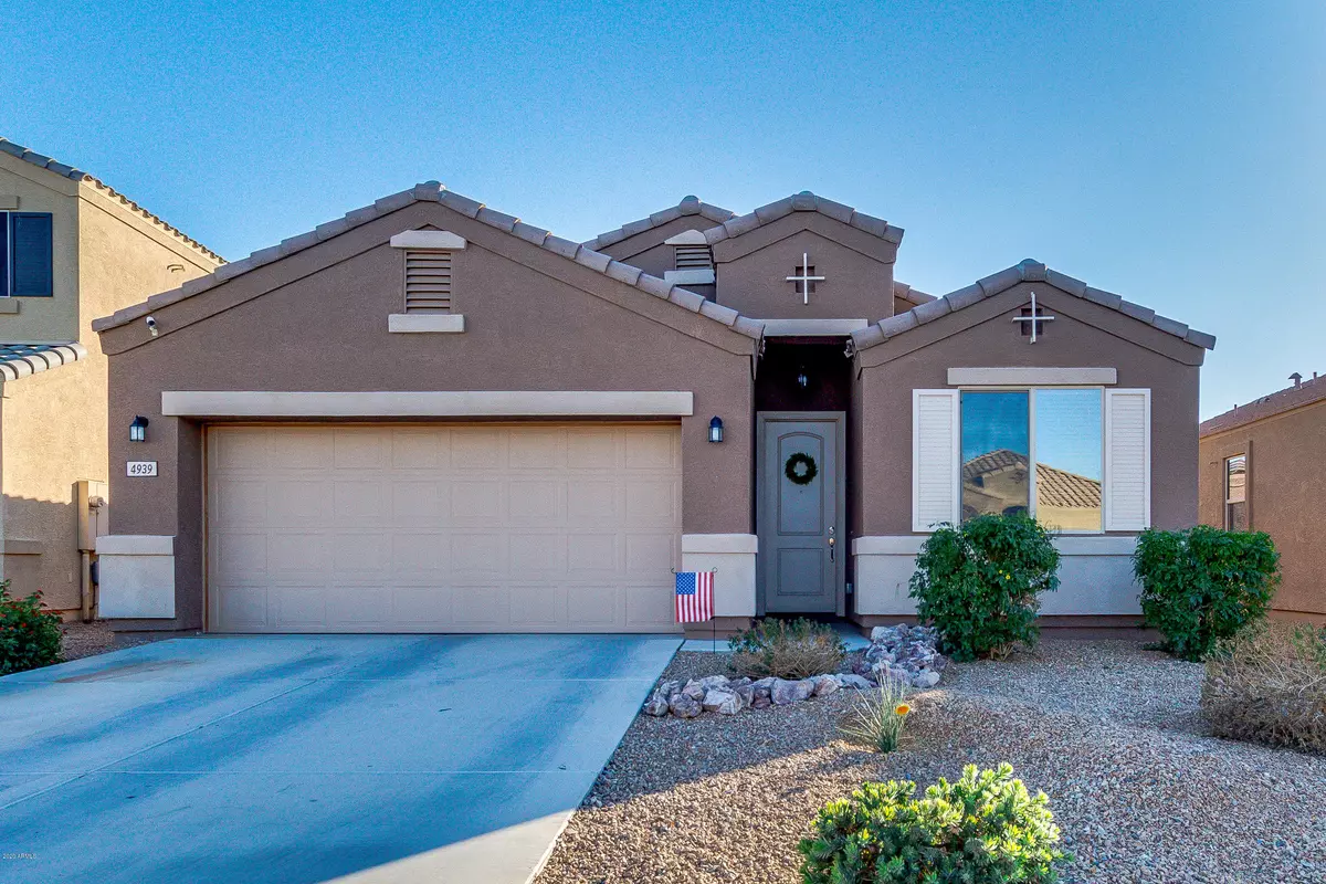 San Tan Valley, AZ 85143,4939 E IOLITE Street