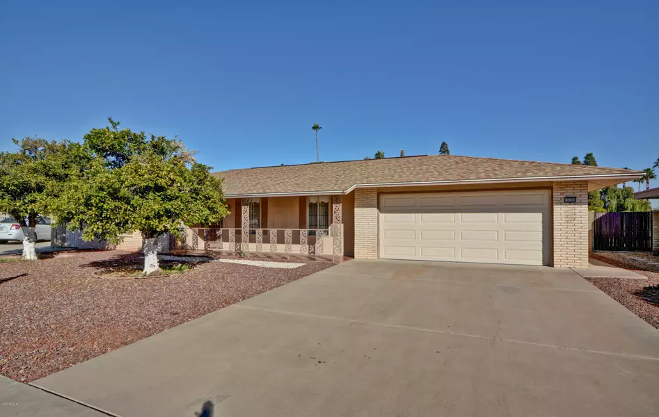 10706 W AMBER Trail, Sun City, AZ 85351