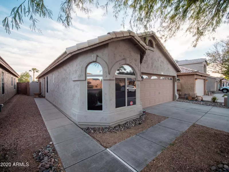 3141 E KRISTAL Way, Phoenix, AZ 85050