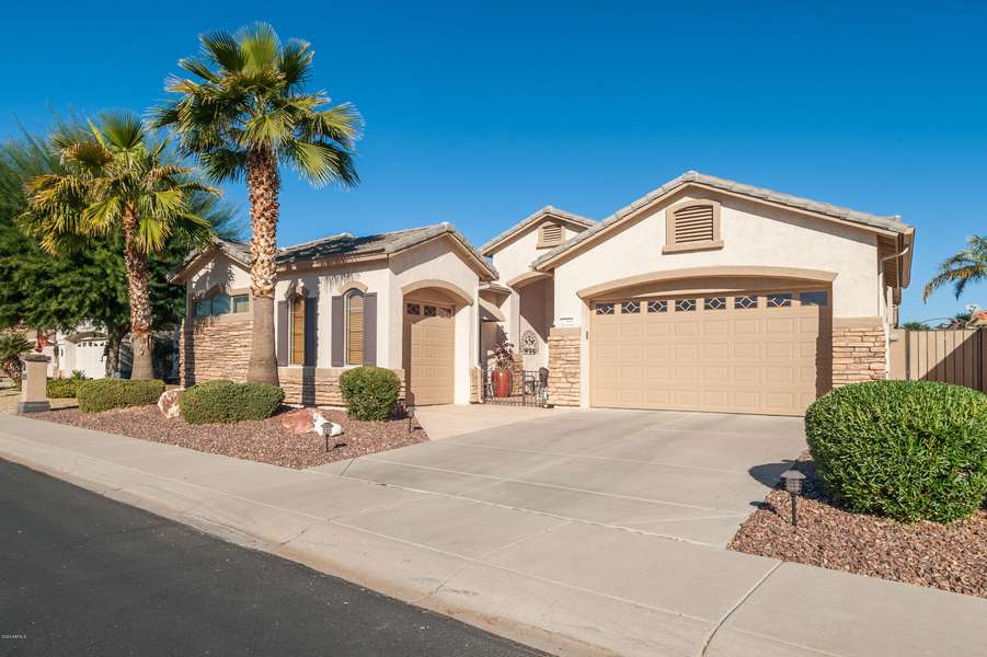 17966 W CAMINO REAL Drive, Surprise, AZ 85374