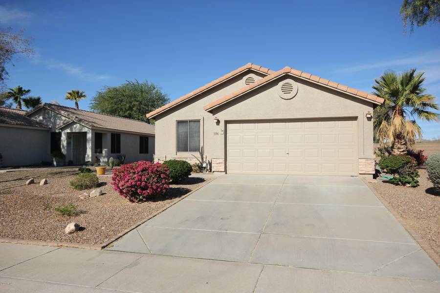 1196 W 2ND Avenue, Apache Junction, AZ 85120